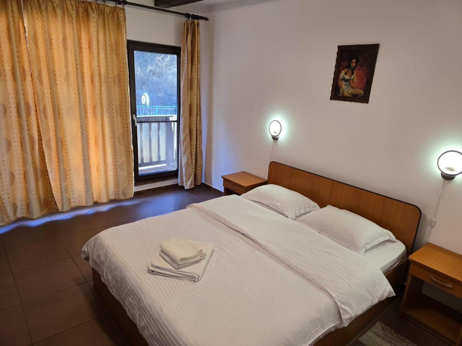 Casa Vivian Hotel Baile Herculane Luaran gambar